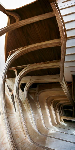 Illustration for article titled Bendy Wooden Room Snaps Together Like Tetris, Takes Over House